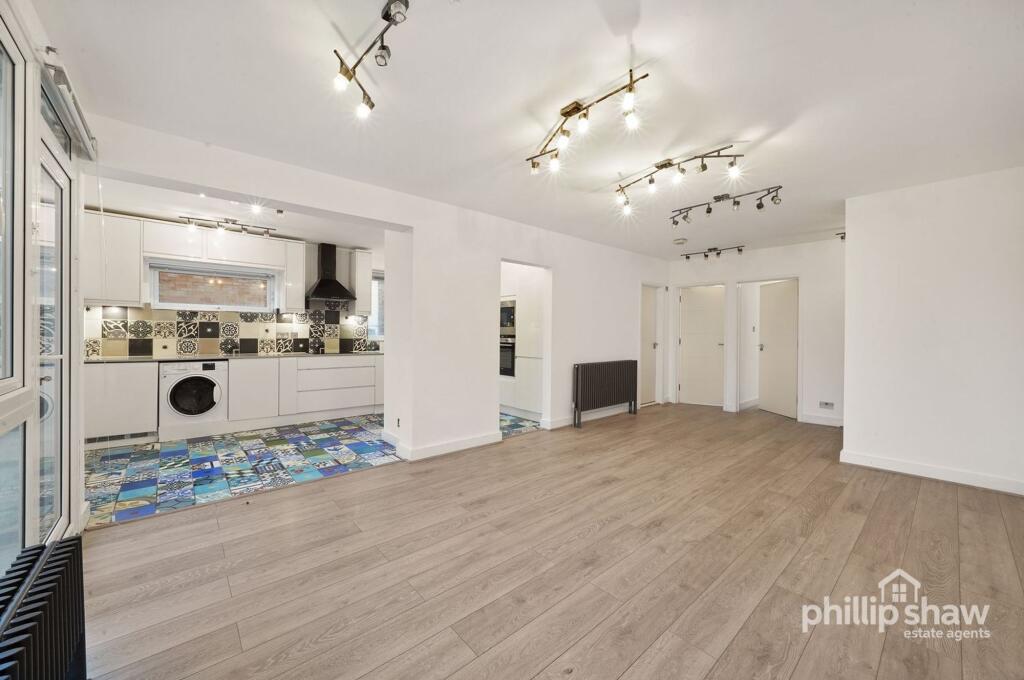 London Road, Stanmore, HA7