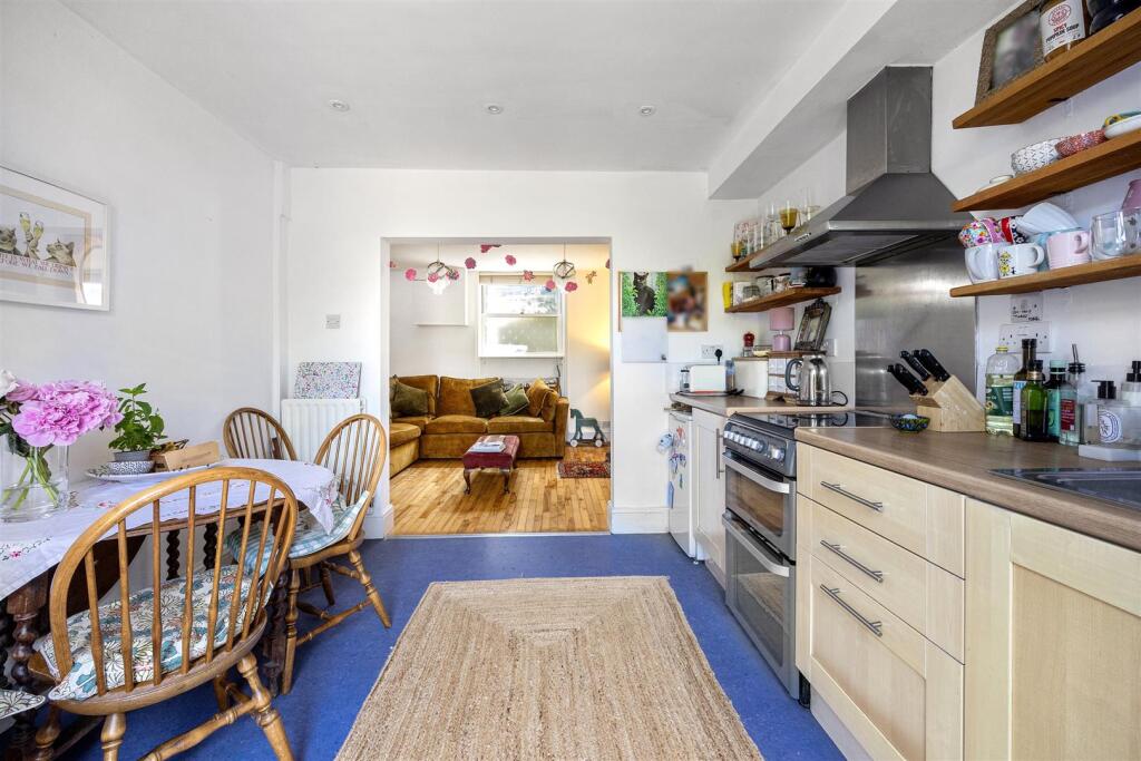 Ewart Street_23-017.jpg