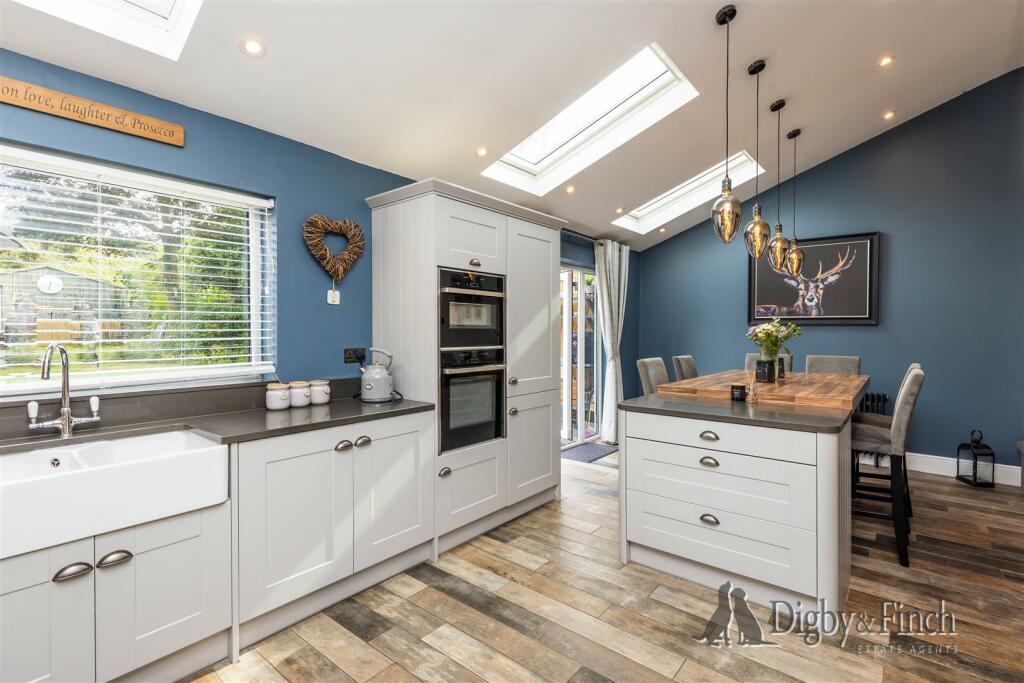 120, Bingham Road Radcliffe-On-Trent, NG12 2GT-20w