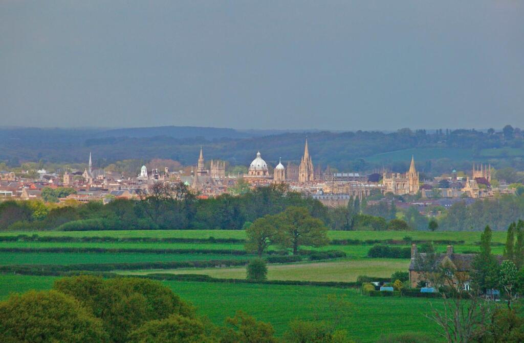 THE CITY OF OXFORD.jpg