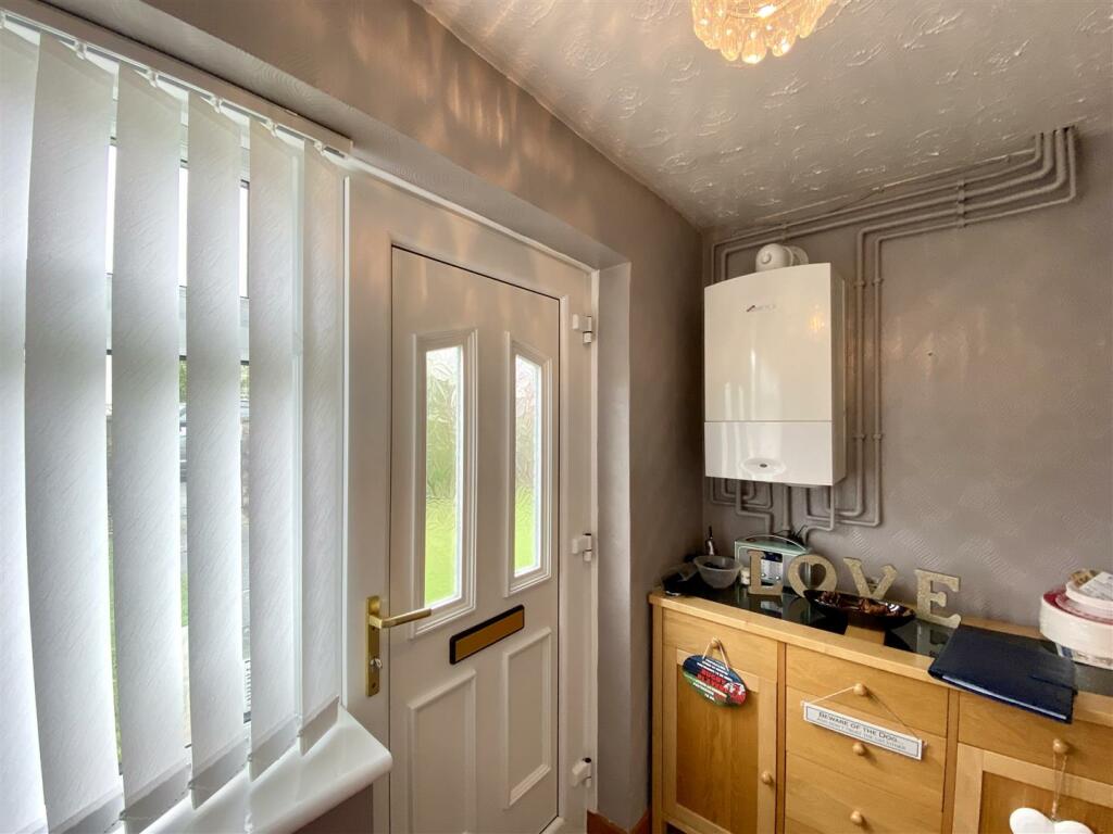 ENTRANCE PORCH