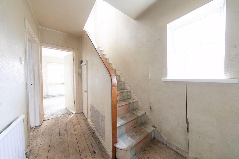 Hallway &amp; stairs