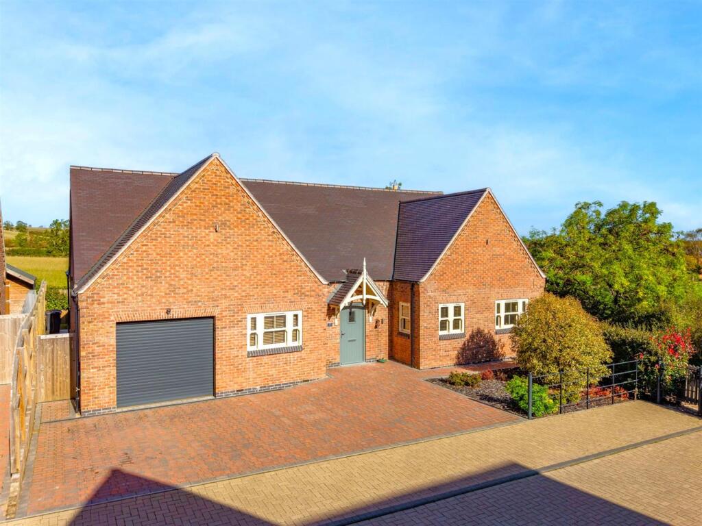 23 North Lodge Road-13.jpg