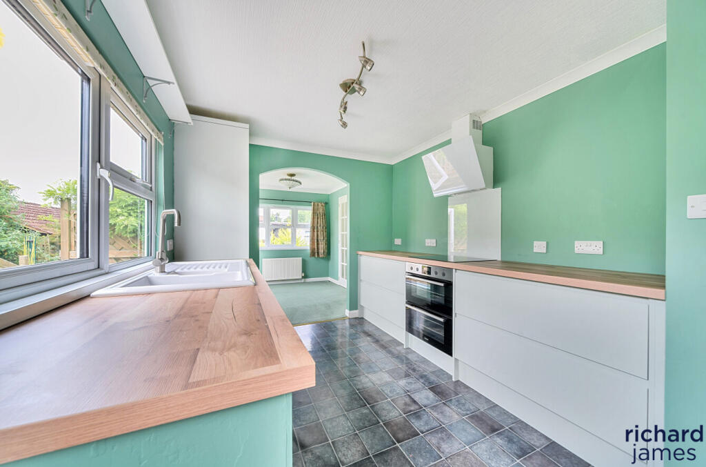 eb523528bd3c4ded9d71c3ef86ac0b62