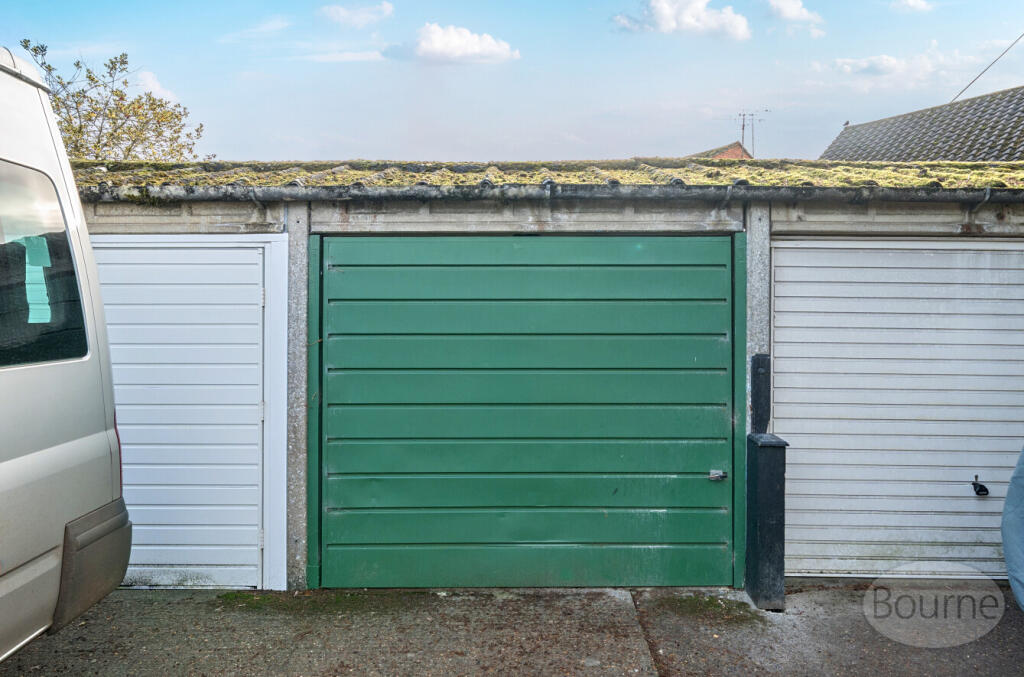 1dddb306-6024-487...