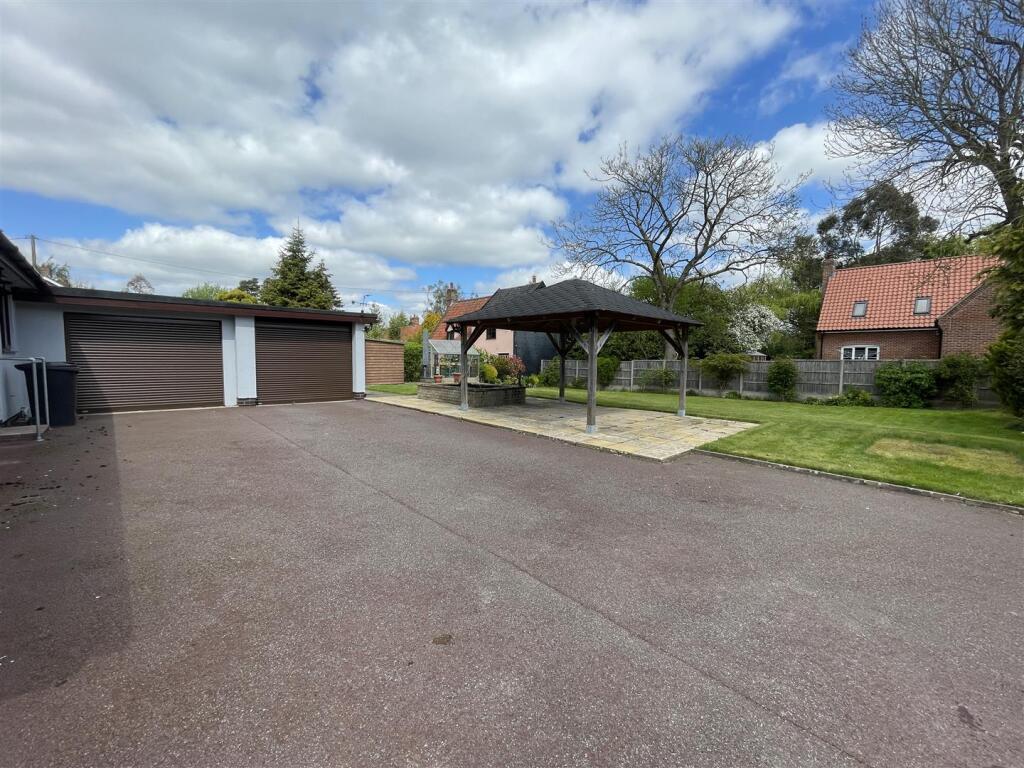 garages and driveway
