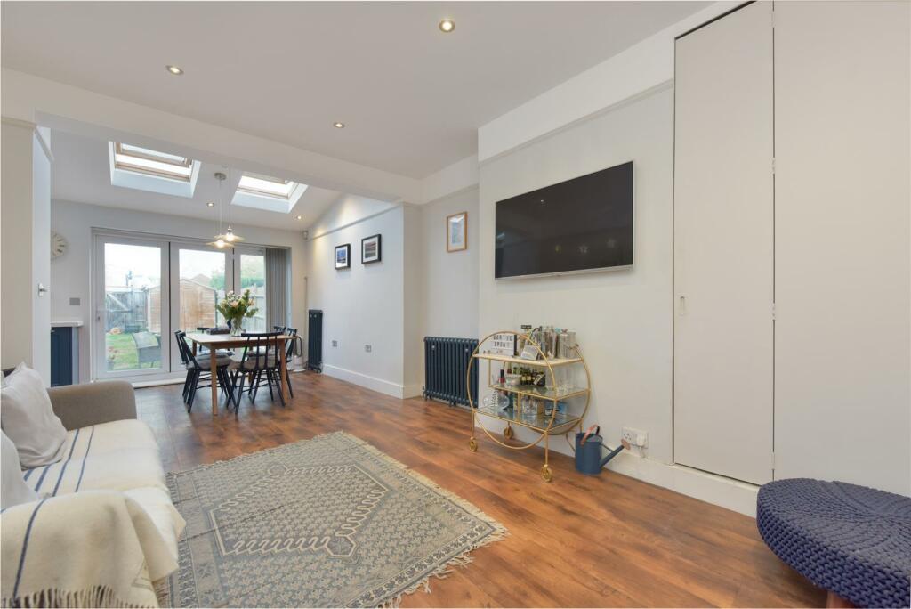 Open Plan Living/Dining Room