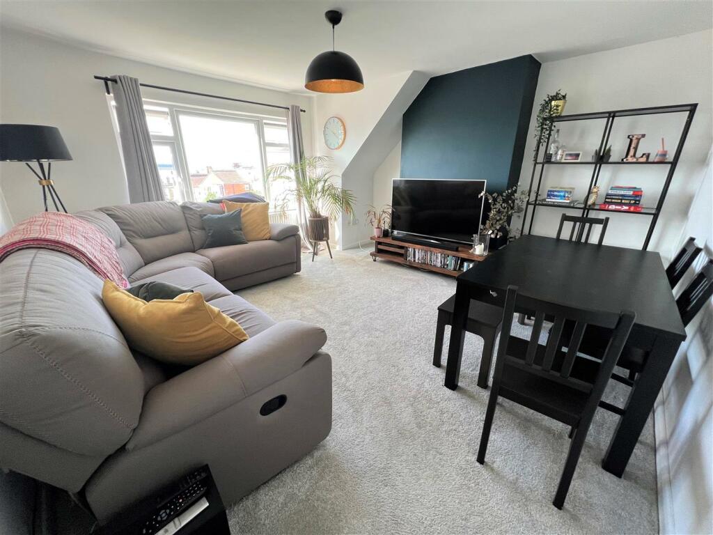 Living Room.jpg