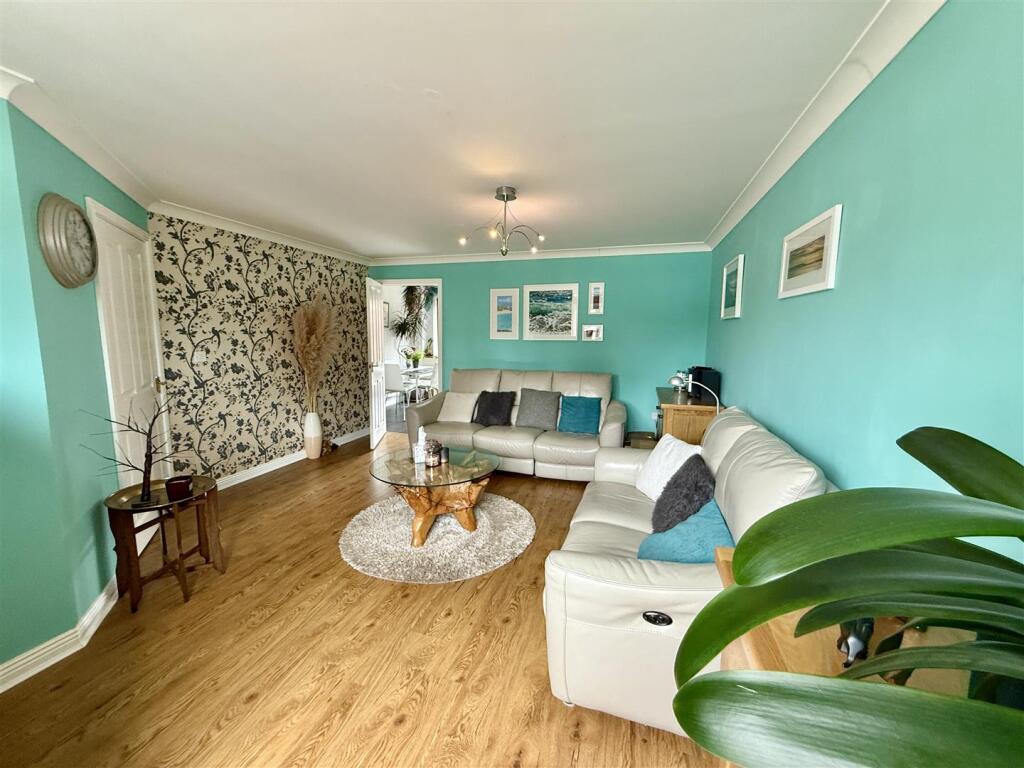 Sitting Room: