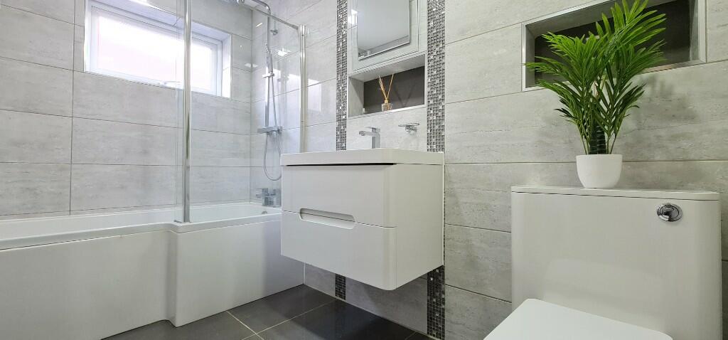 G/Floor Bathroom