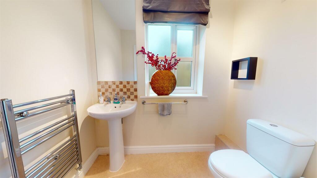 CLOAKROOM/WC