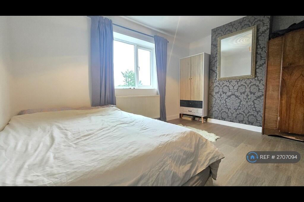 Large Double Bedroom With Countryside Views
