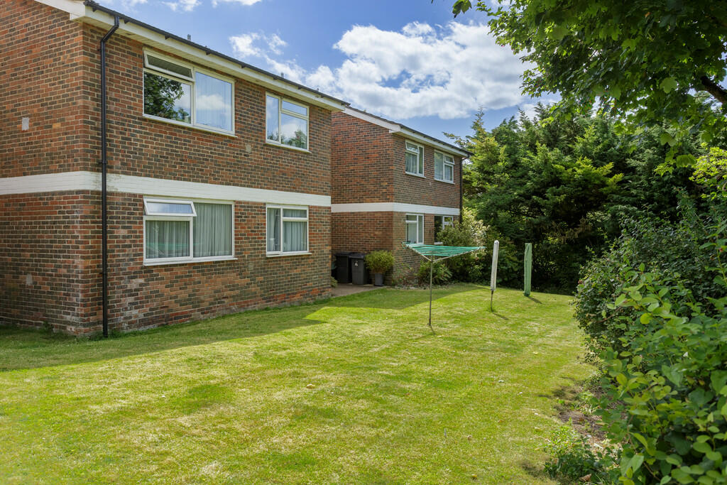 22B Clair Gardens...