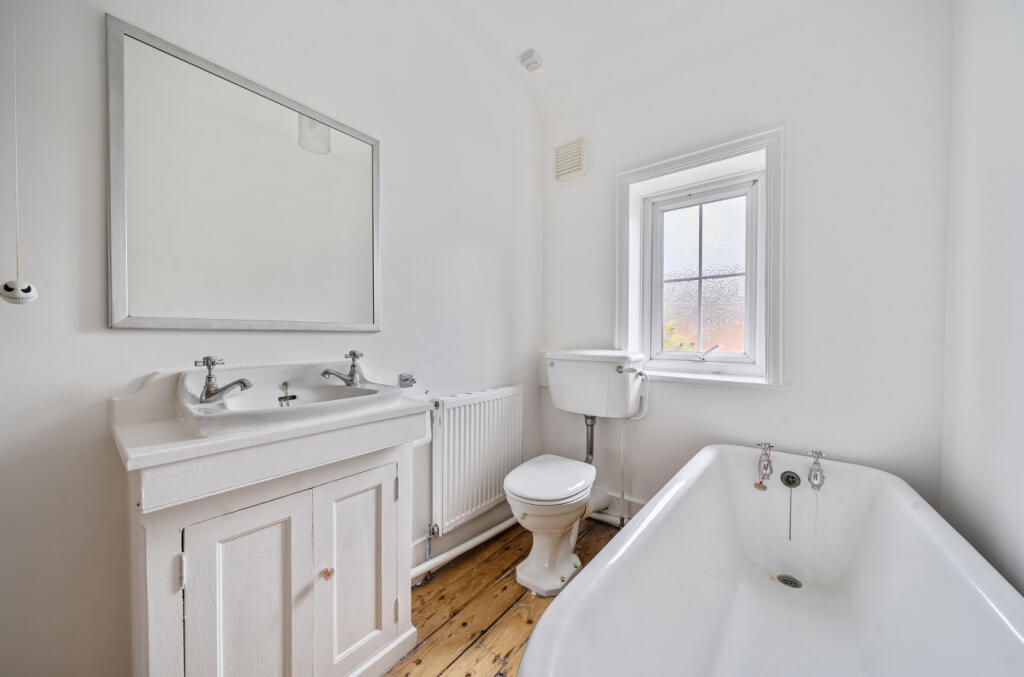 1370882-19-68f20b...