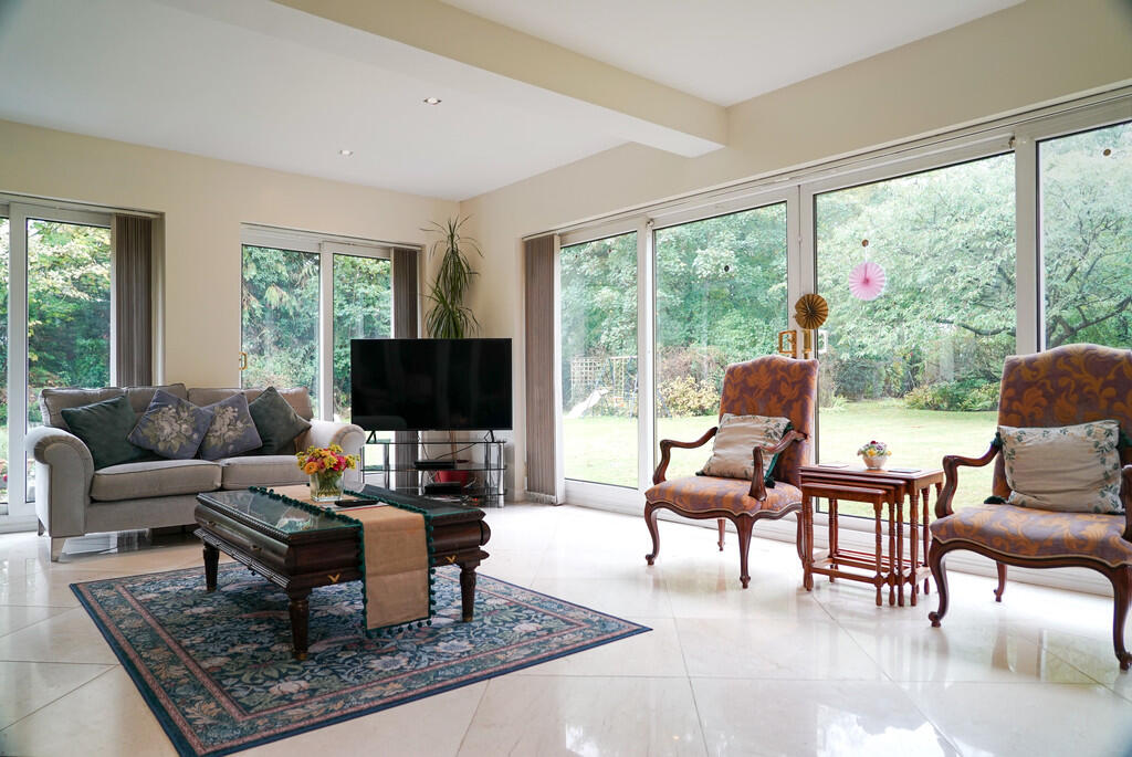 Mulberry Cottage-...