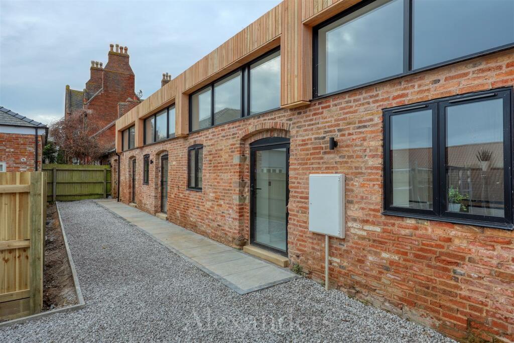 Manor Farm Barn-9.jpg