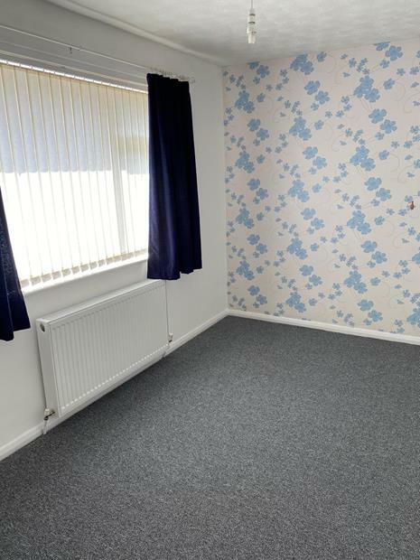 2 South Close Bedroom2