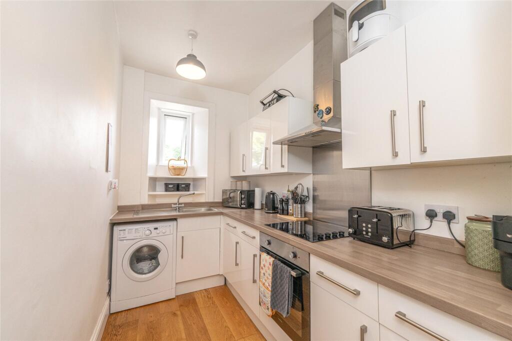 Kitchen Alt