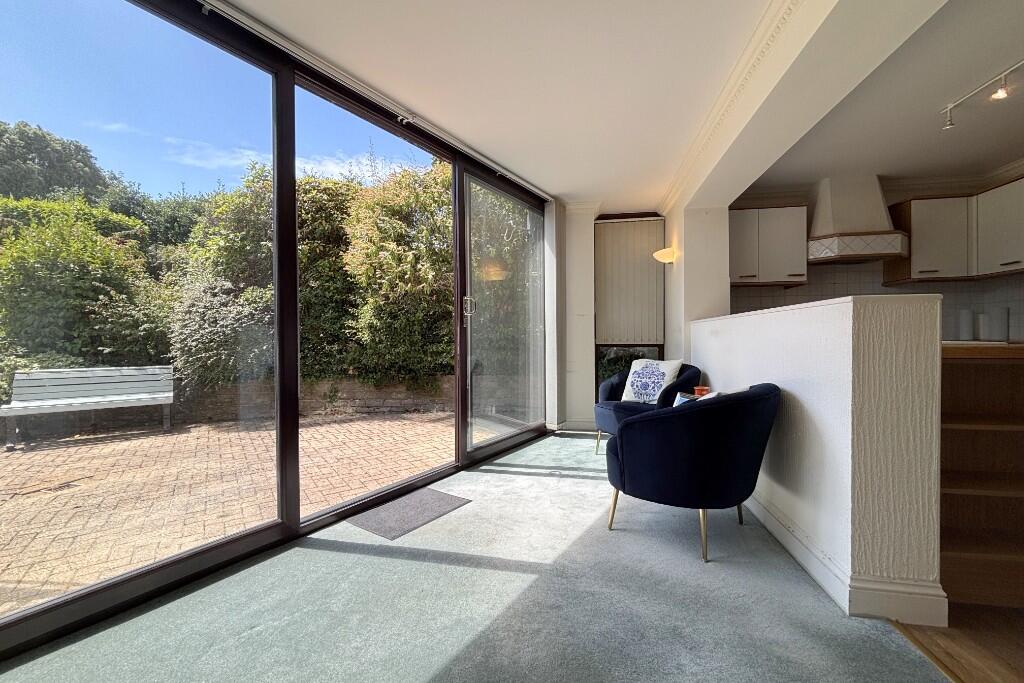 Garden Room/Snug