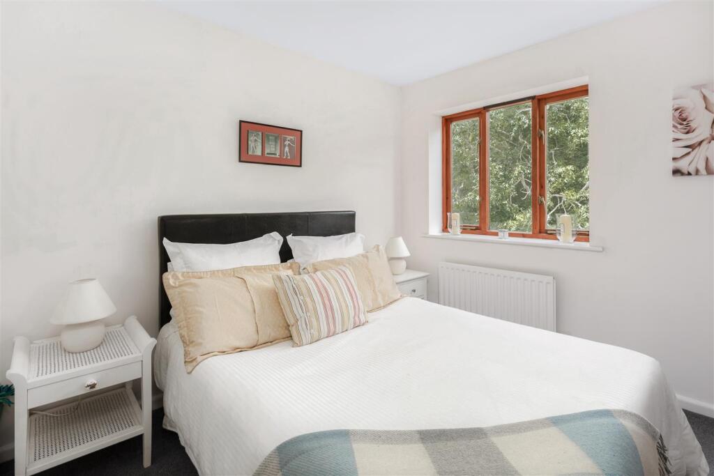 89 Parklands, Banbury-16.jpg