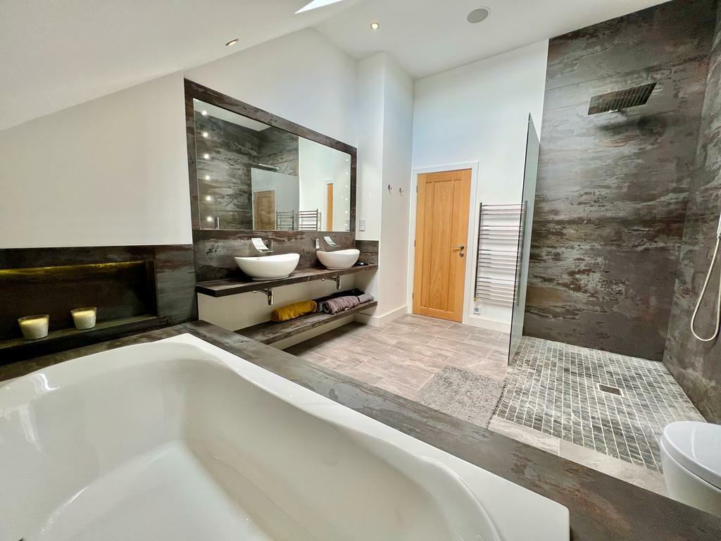 PHOTO-2023-05-08-21-40-22 (4).jpg