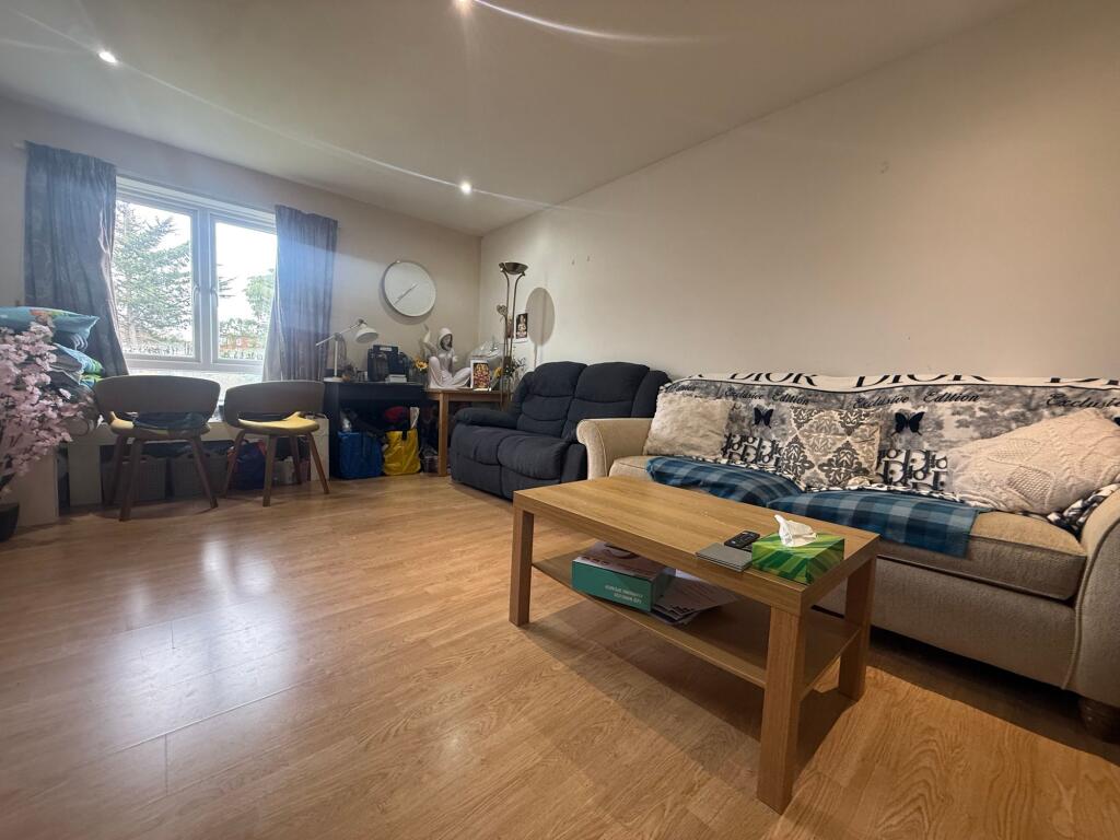 Hatton Grove, West Drayton, UB7