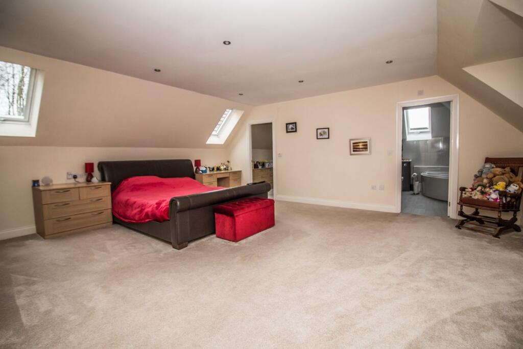 Master Bedroom Picture 1