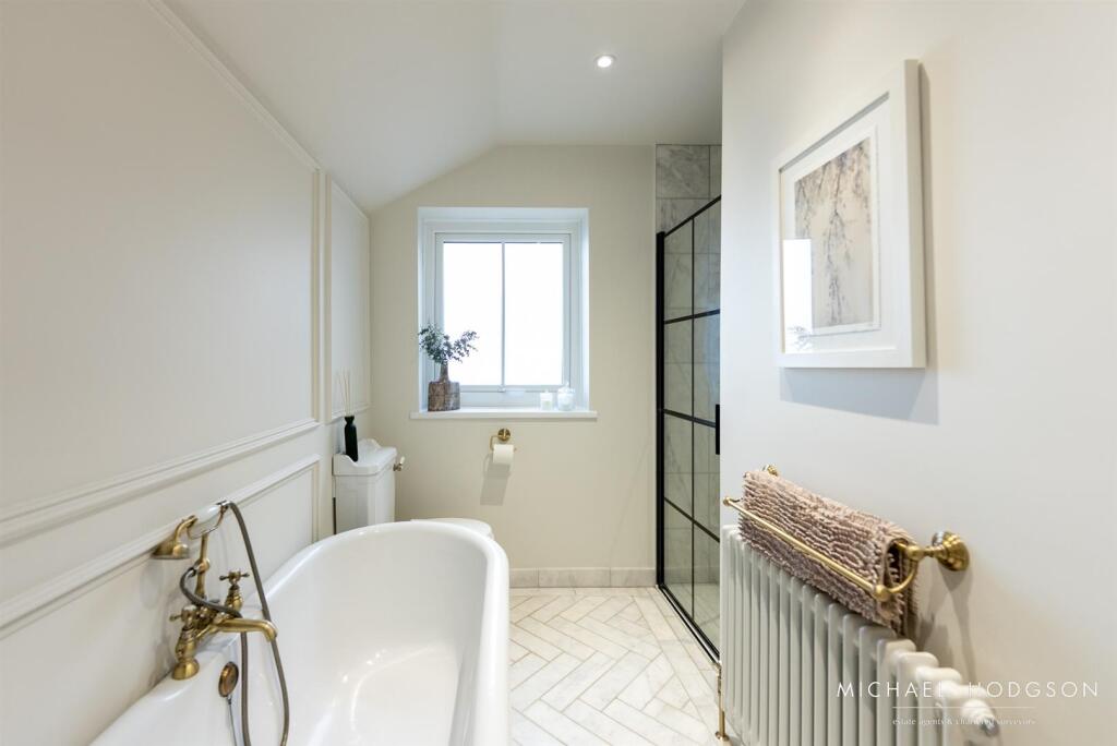 80 Ewesley Road-26.jpg