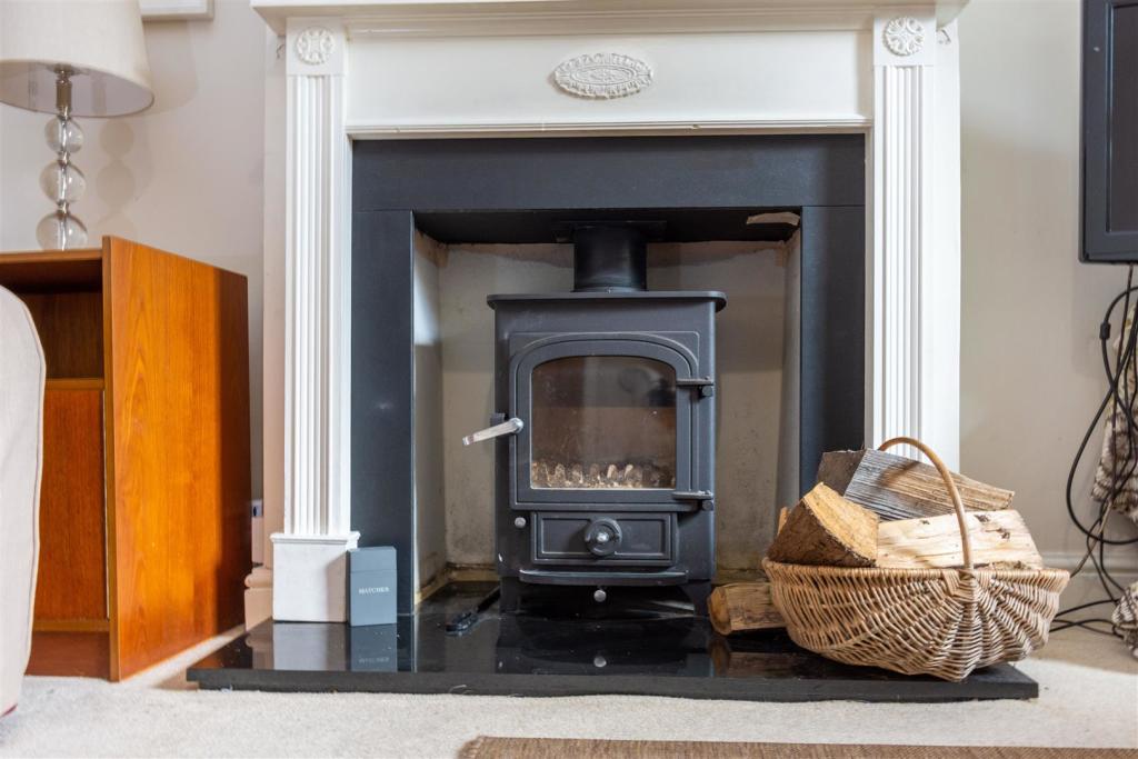 'Clearview' Wood Burning Stove