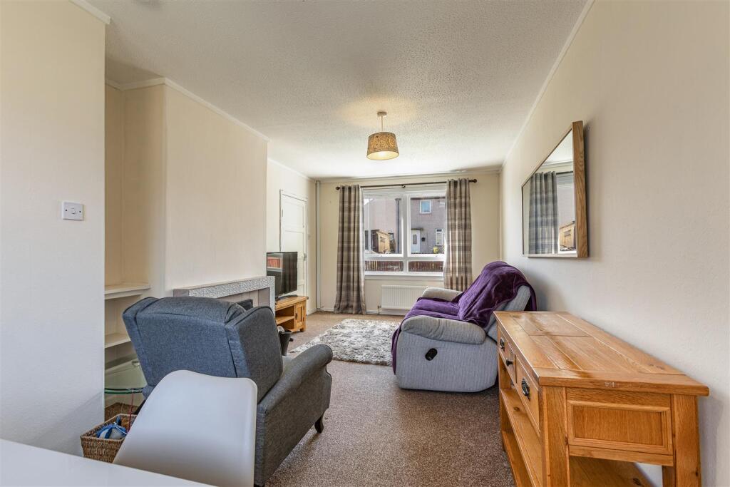 53 Weirgate Avenue St Boswells 12.JPG