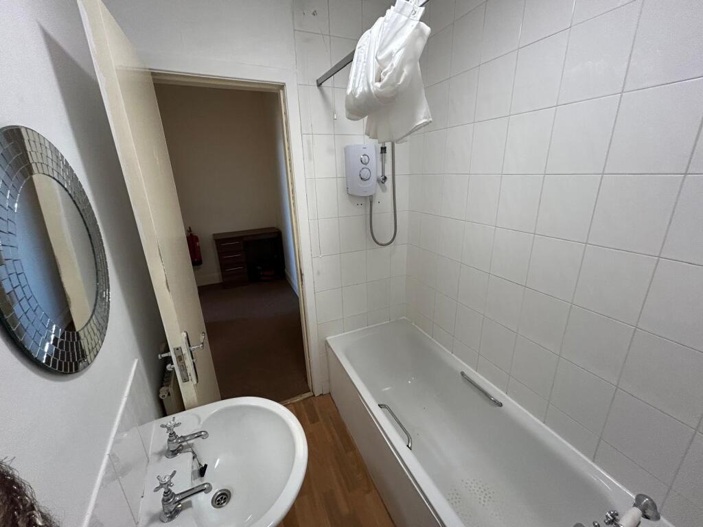 Picture 12