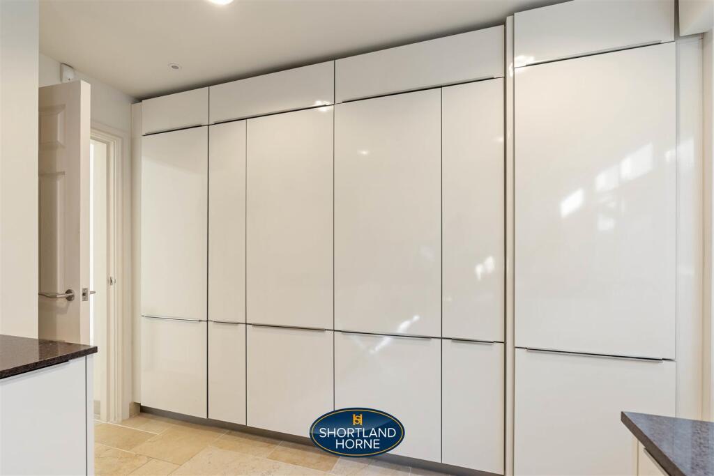 Field View, Lower Eastern Green Lane WM (60 of 85)