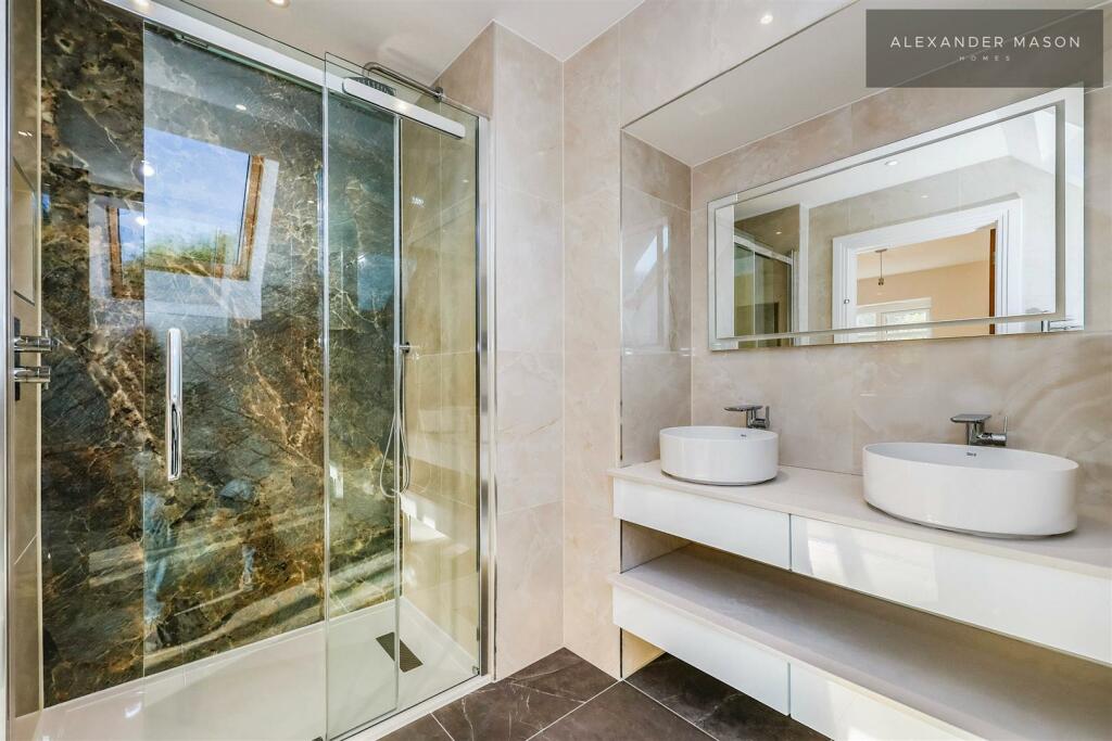 Ensuite