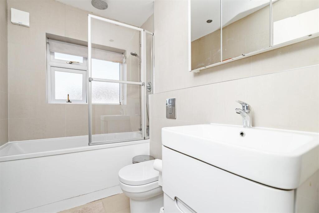 30 Cambridge Avenue_21.jpg