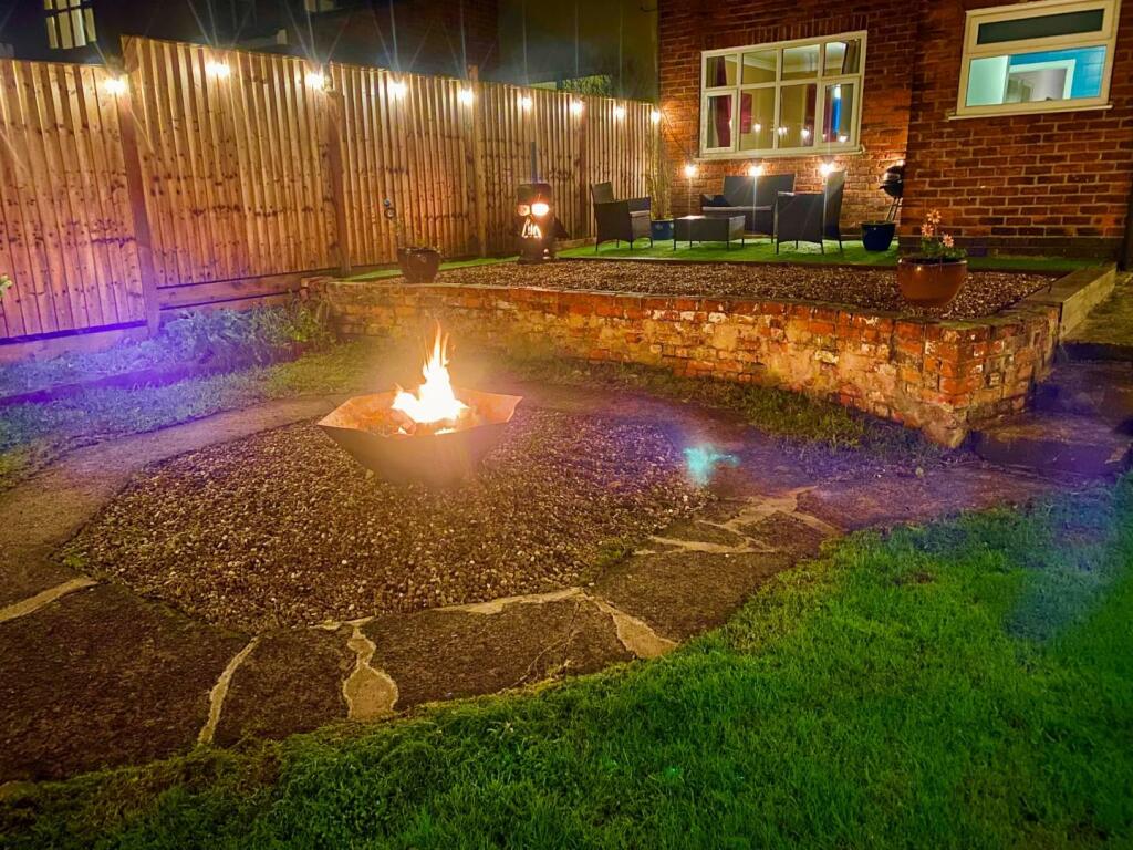 61 Grantham ext 3.jpg