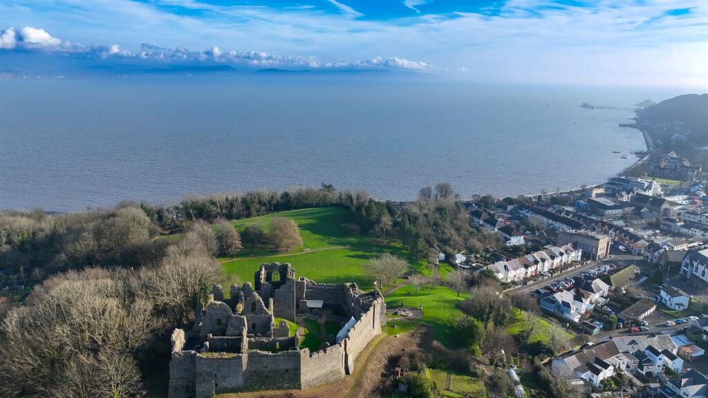 Sequence 01.00_44_22_11.Still011.jpg