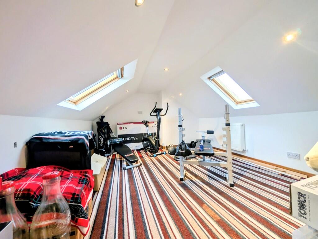 FLOORED &amp; LINED LOFT