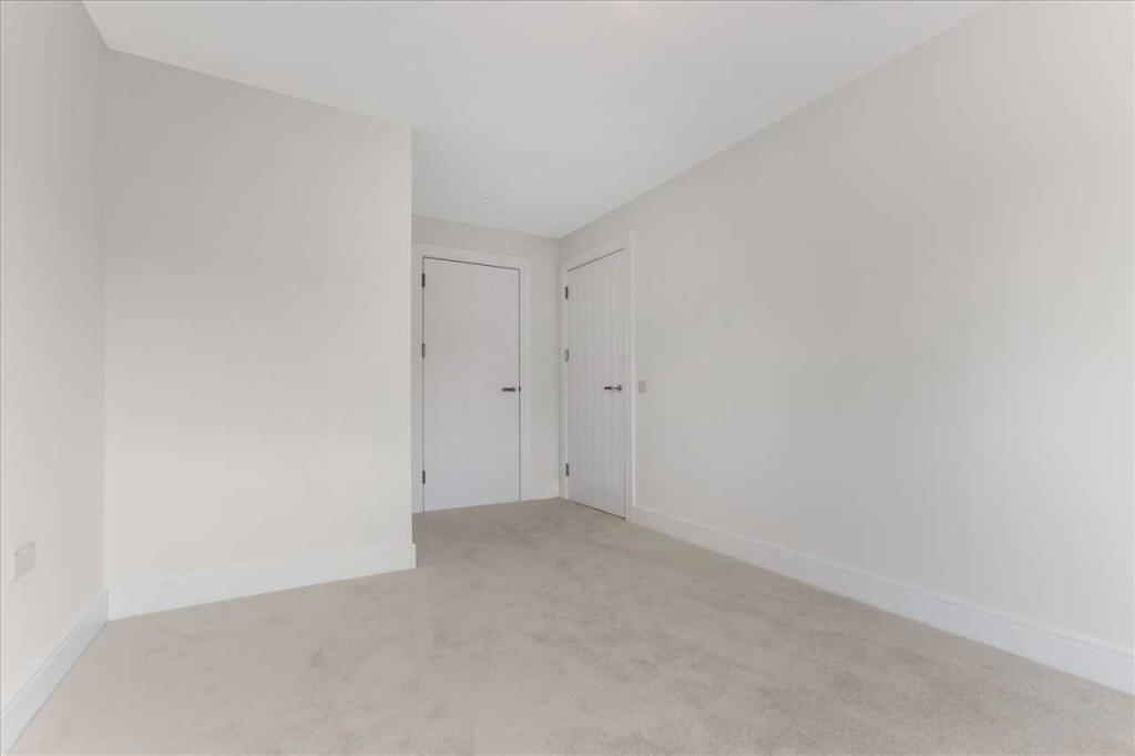 Bedroom (2)
