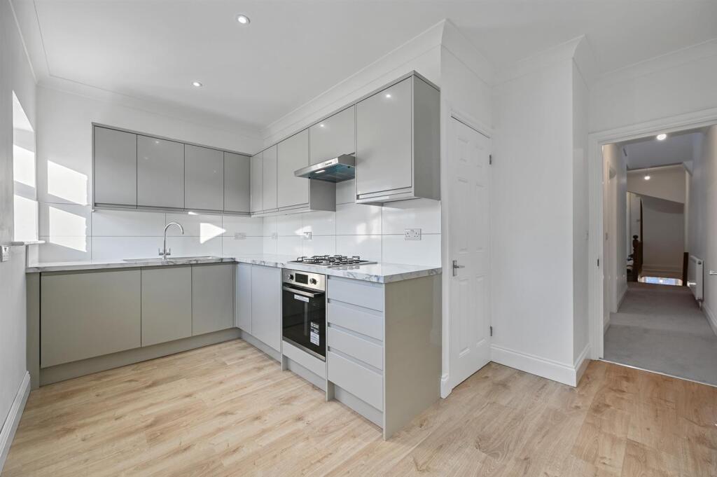 19387782 - Reception 2 (12).jpg