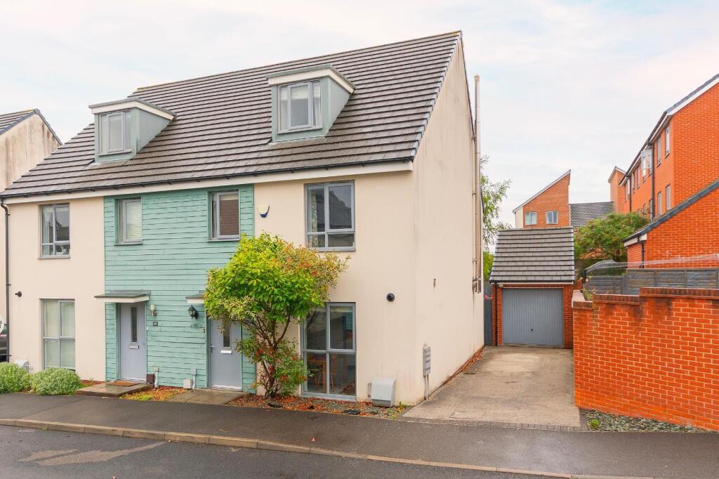 2G8CWCV - External C.jpg