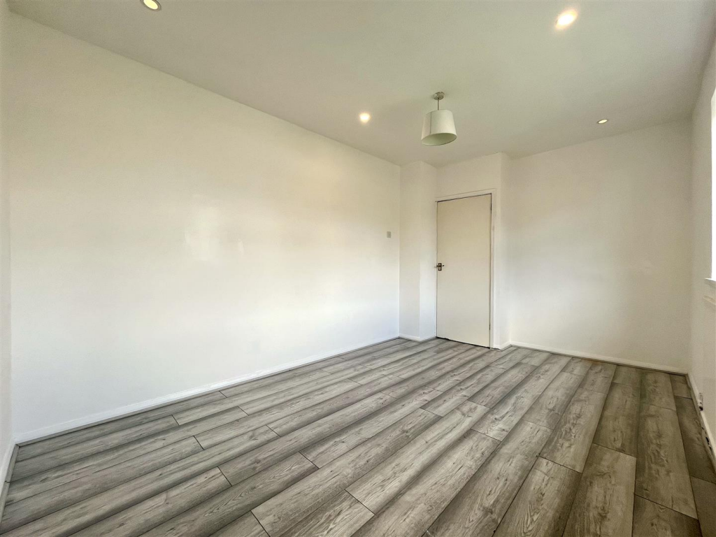Bedroom 2 Aspect 3