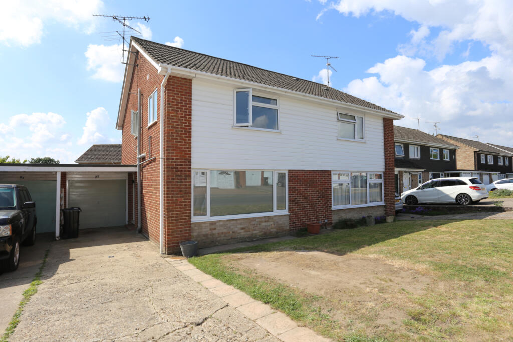 3 Bedroom Semi Detached for Rent