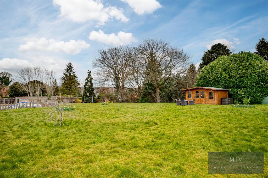 Hurstbourne Priors 22 MV-12.jpg