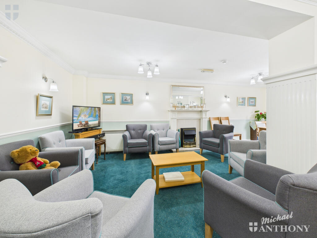 CAM03852G0-PR0447-STILL017