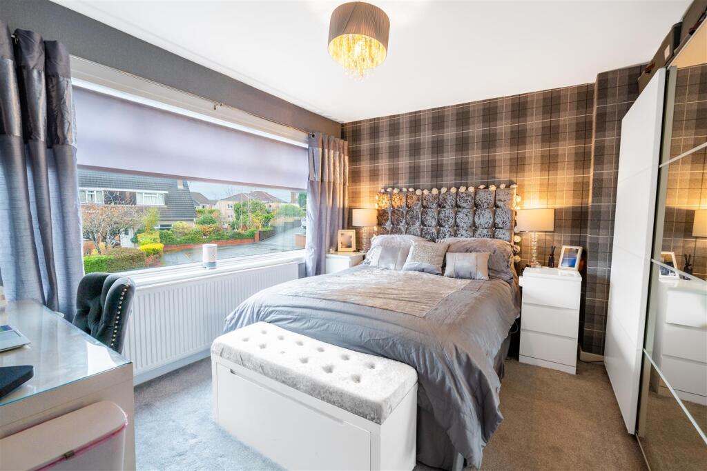 bedroom.one.a.pg