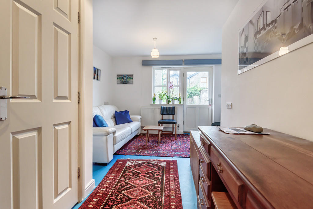 Sitting Room/Bedr...