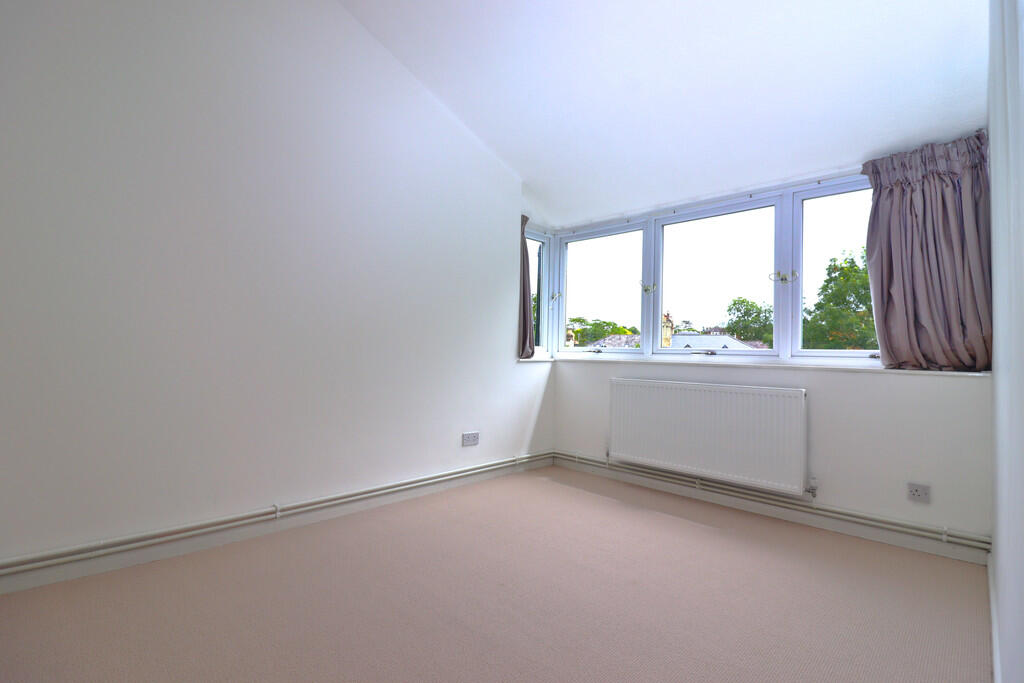 IMG_388266_27_ori...