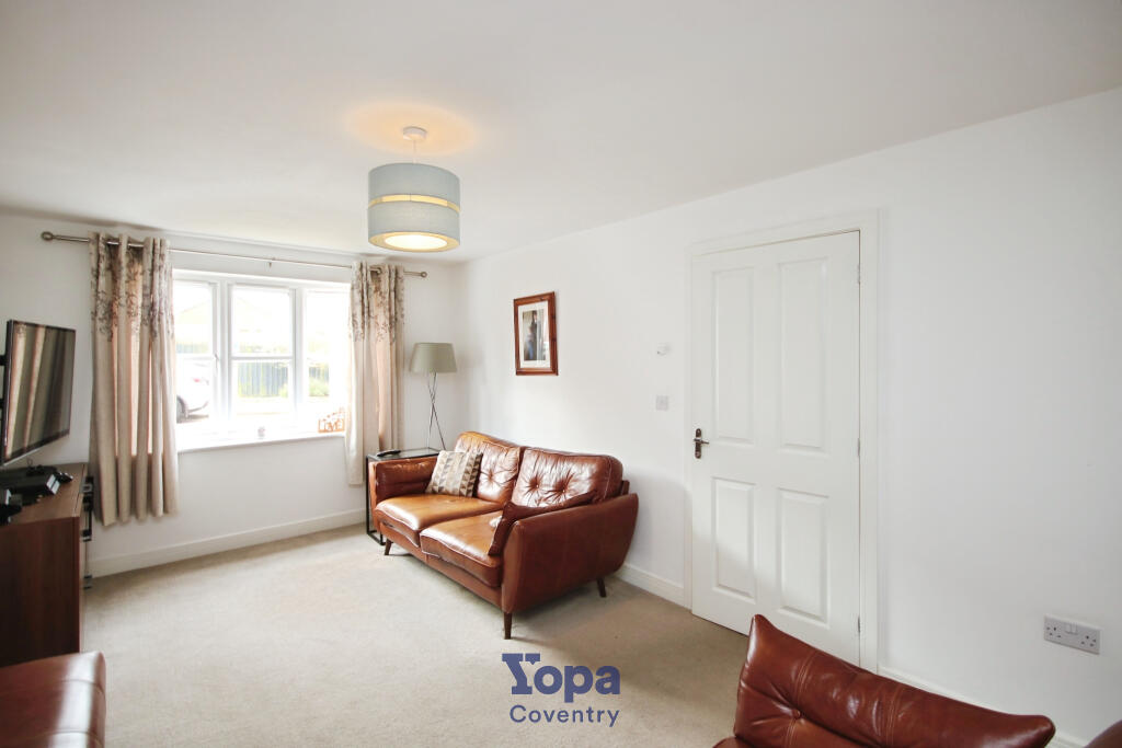 08aa69d4-Living 20Room 202.JPG