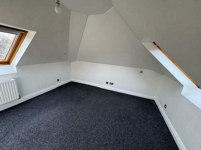 bedroom upstairs.jpg