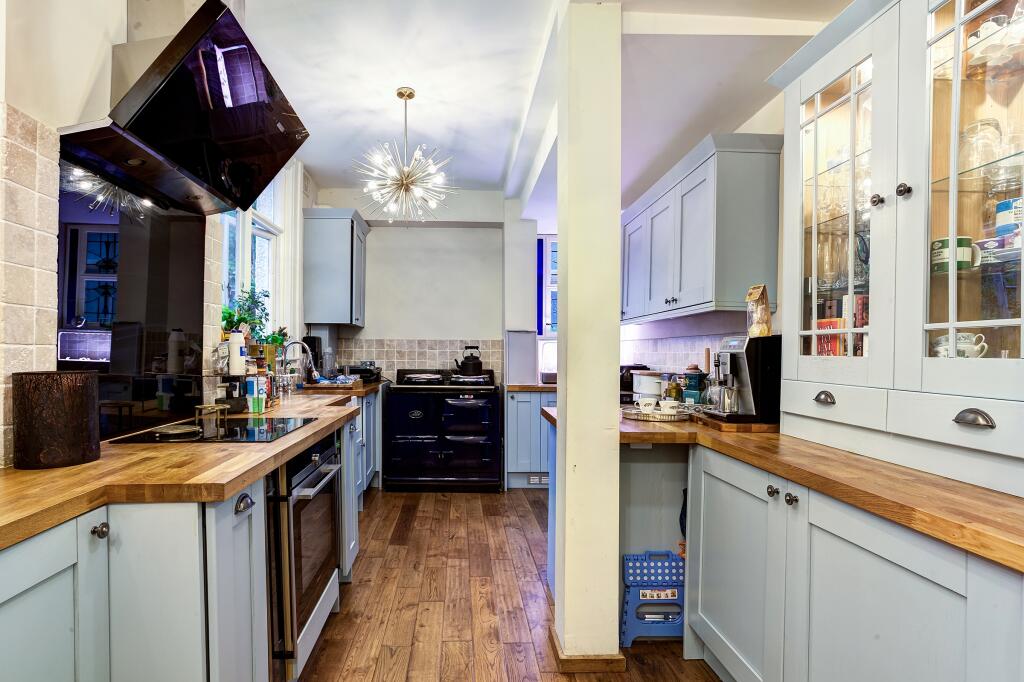 18Low Res T202410101554.jpg